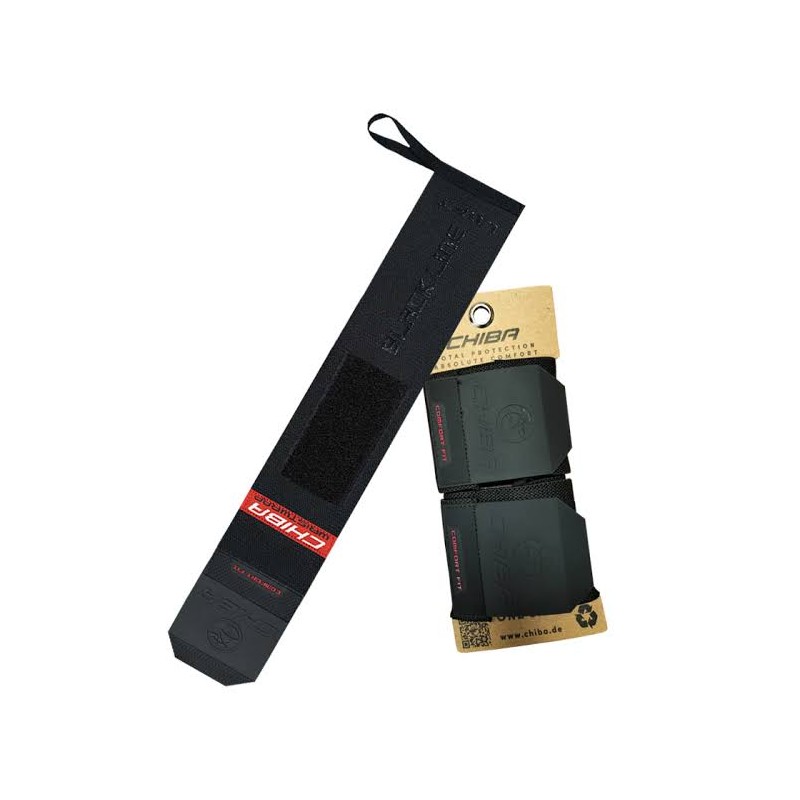 MUÑEQUERA BLACK LINE